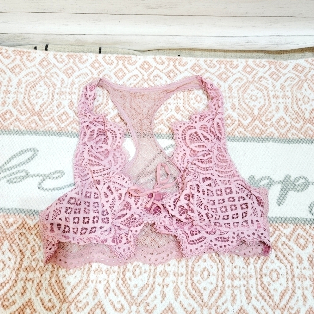 VS LAVENDER LACE BRALETTE, SZ SMALL